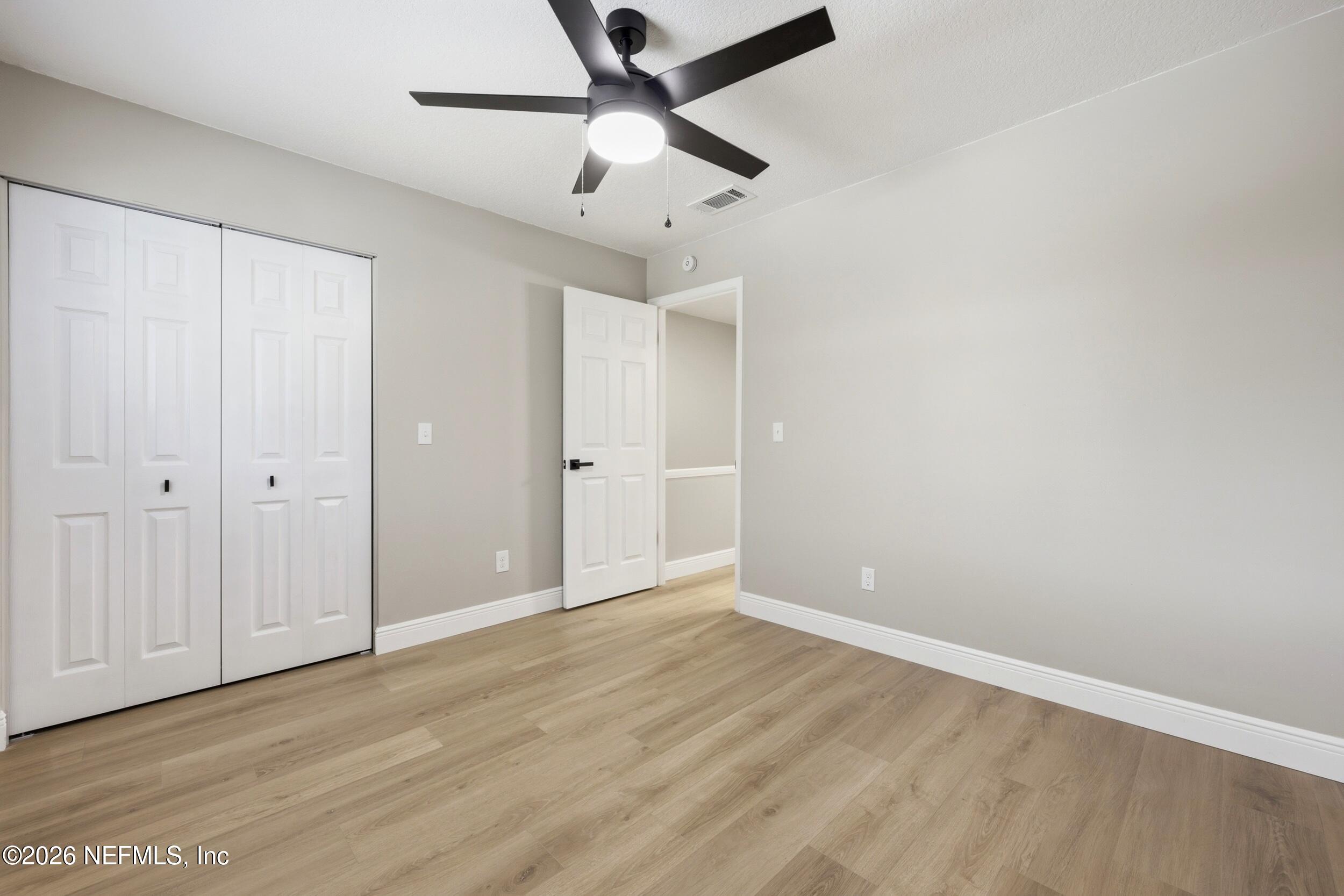 3801 Crown Point Road, Unit 2093 Jacksonville, FL 32257 - Photo 25 of 29 2nd bedroom