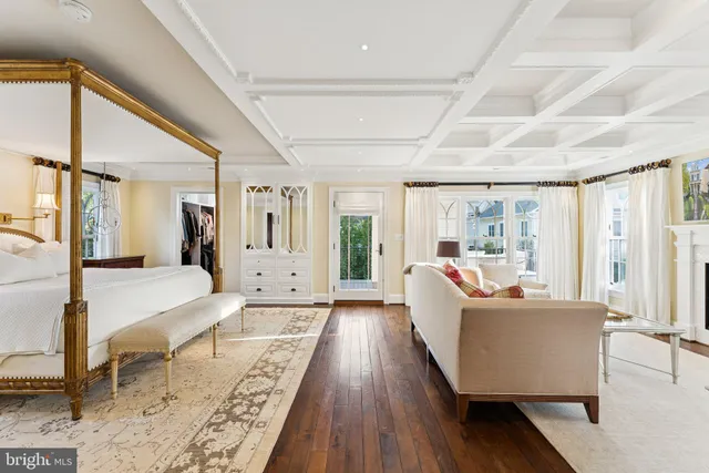 $3,500,000 | 2600 12th Street North, Arlington, VA 22201