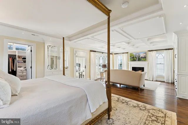 $3,500,000 | 2600 12th Street North, Arlington, VA 22201