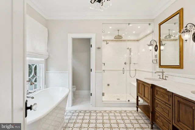 $3,500,000 | 2600 12th Street North, Arlington, VA 22201