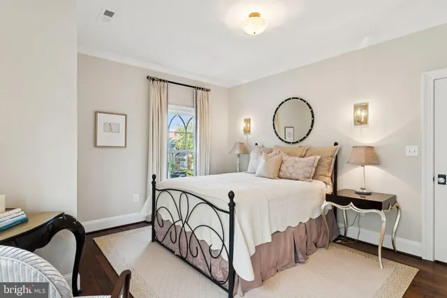 $3,500,000 | 2600 12th Street North, Arlington, VA 22201