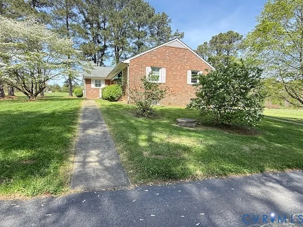 $2,695 | 2612 Broad St Road, Gum Spring, VA 23065