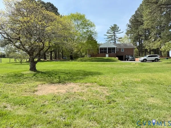 $2,695 | 2612 Broad St Road, Gum Spring, VA 23065