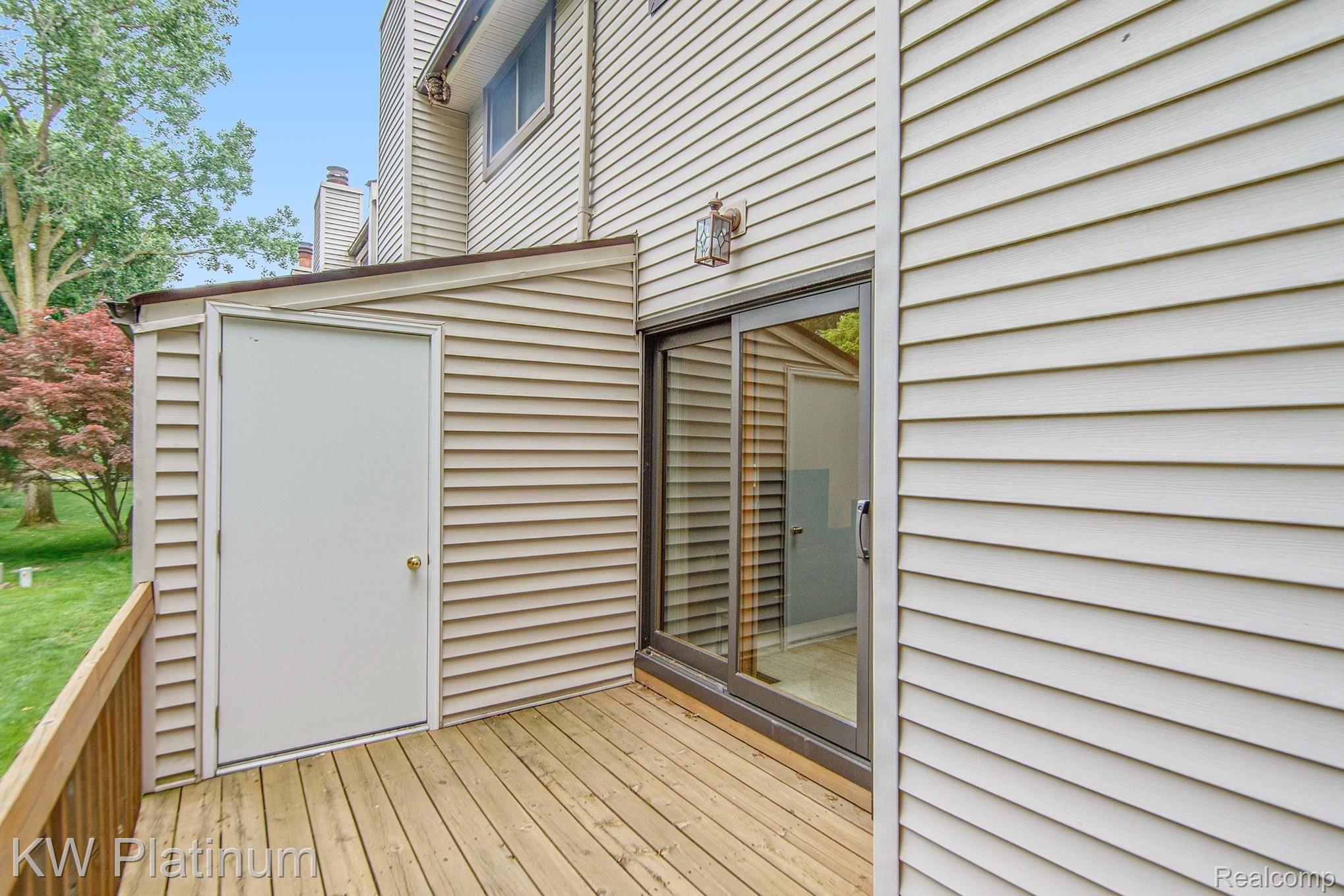 1054 Willow Grove Court Rochester, MI 48307 - Photo 26 of 30 BPG_8683.jpg
