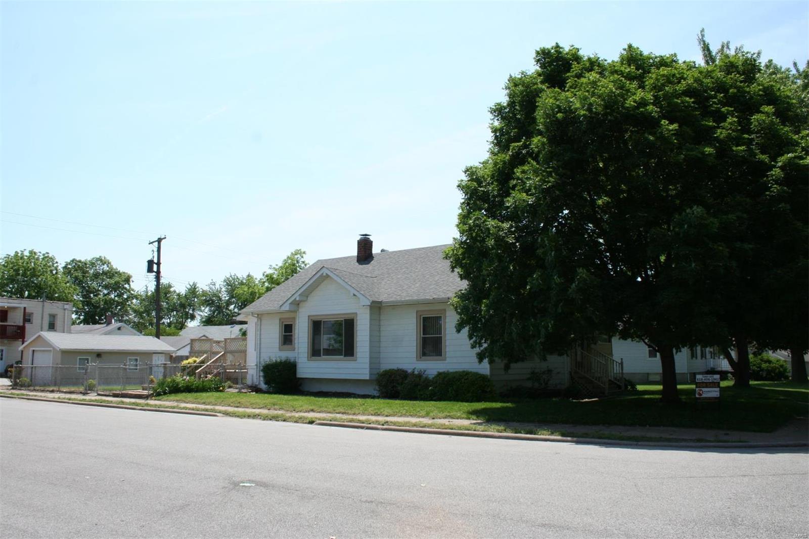 791 Rice Street Wood River, IL 62095 - Photo 2 of 14 Gallery Image 2