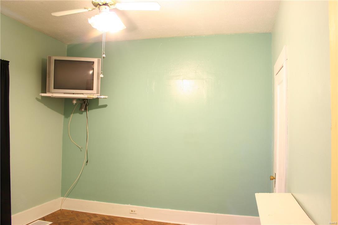 791 Rice Street Wood River, IL 62095 - Photo 11 of 14 Gallery Image 11