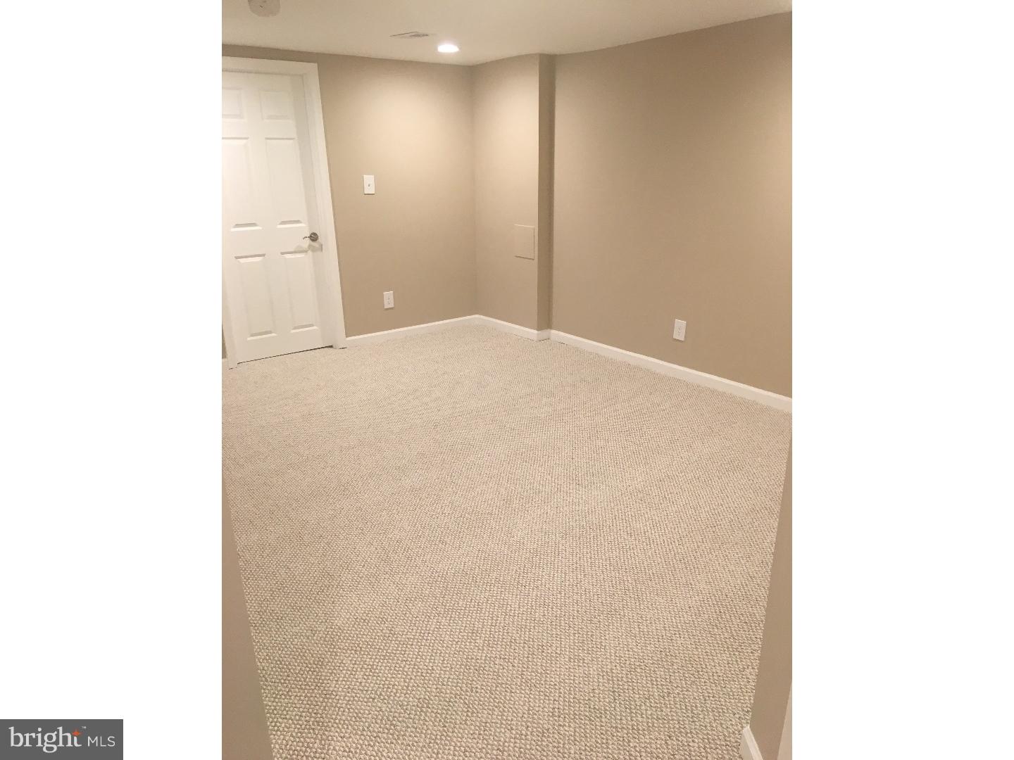 1383 Pennington Road Philadelphia, PA 19151 - Photo 19 of 25 Gallery Image 19