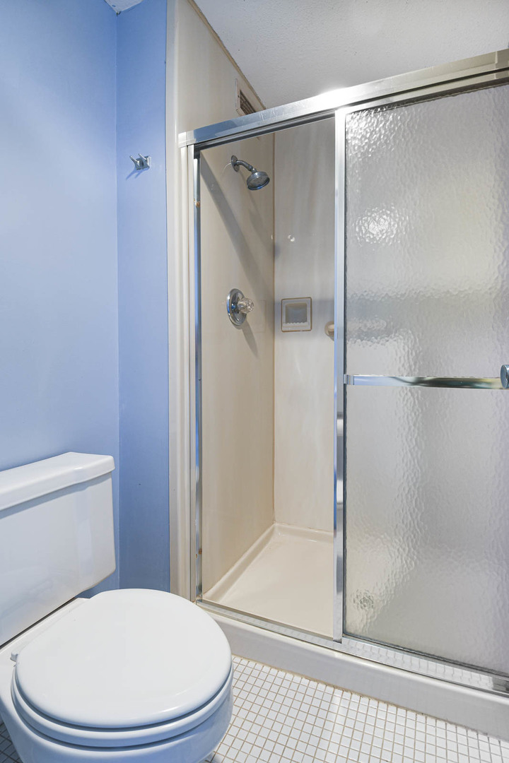 3150 North Sheridan Road, Unit 9A Chicago, IL 60657 - Photo 7 of 14