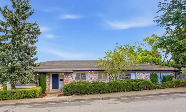 $2,268,800 | 2853 Clifford Avenue, San Carlos, CA 94070