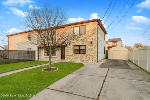 $859,000 | 1069 Armstrong Avenue | Great Kills