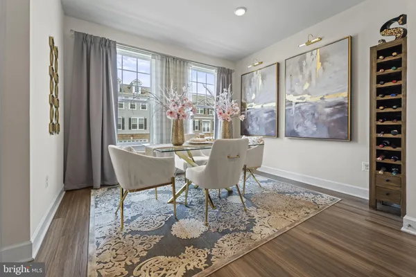 $550,000 | 10637 Hinton Way, Manassas, VA 20112