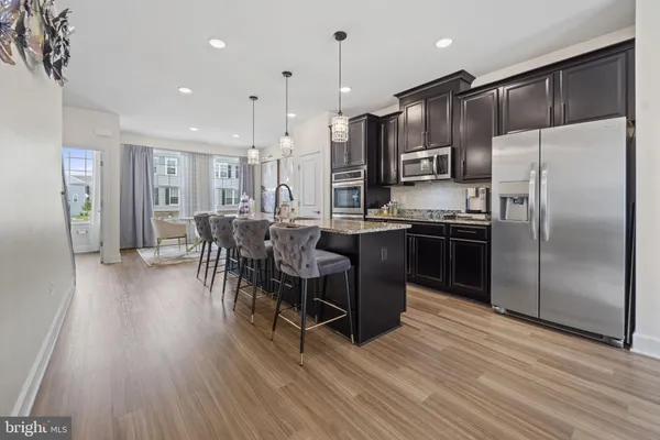 $550,000 | 10637 Hinton Way, Manassas, VA 20112