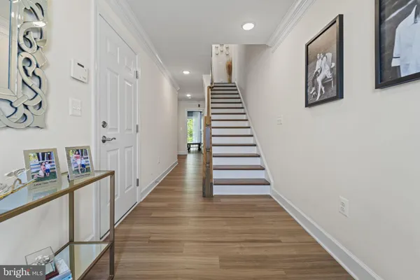 $550,000 | 10637 Hinton Way, Manassas, VA 20112