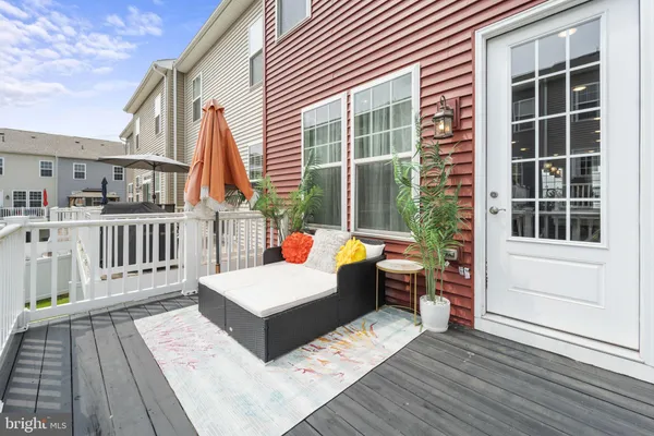 $550,000 | 10637 Hinton Way, Manassas, VA 20112