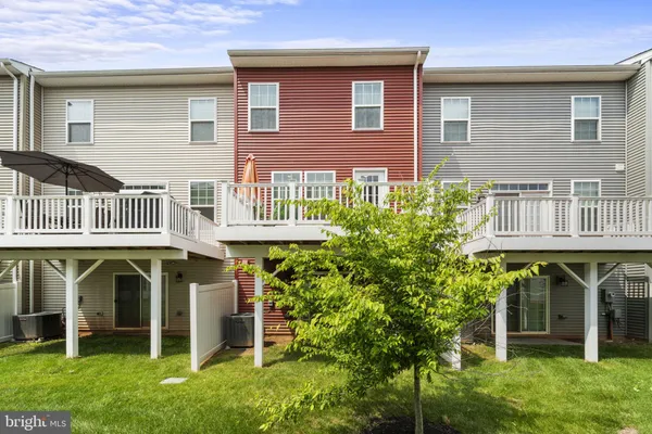 $550,000 | 10637 Hinton Way, Manassas, VA 20112