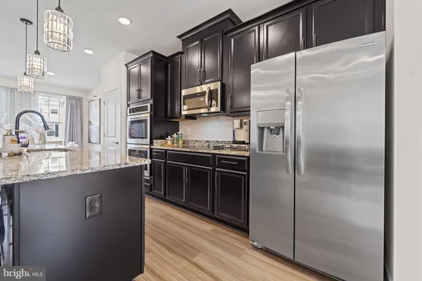 $550,000 | 10637 Hinton Way, Manassas, VA 20112
