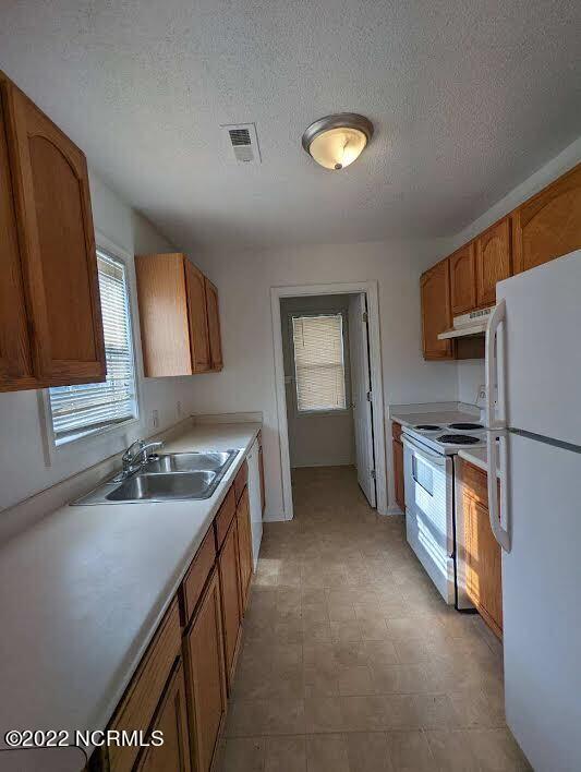 102 Raintree Run Elizabeth City, NC 27909 - Photo 5 of 17 0-21