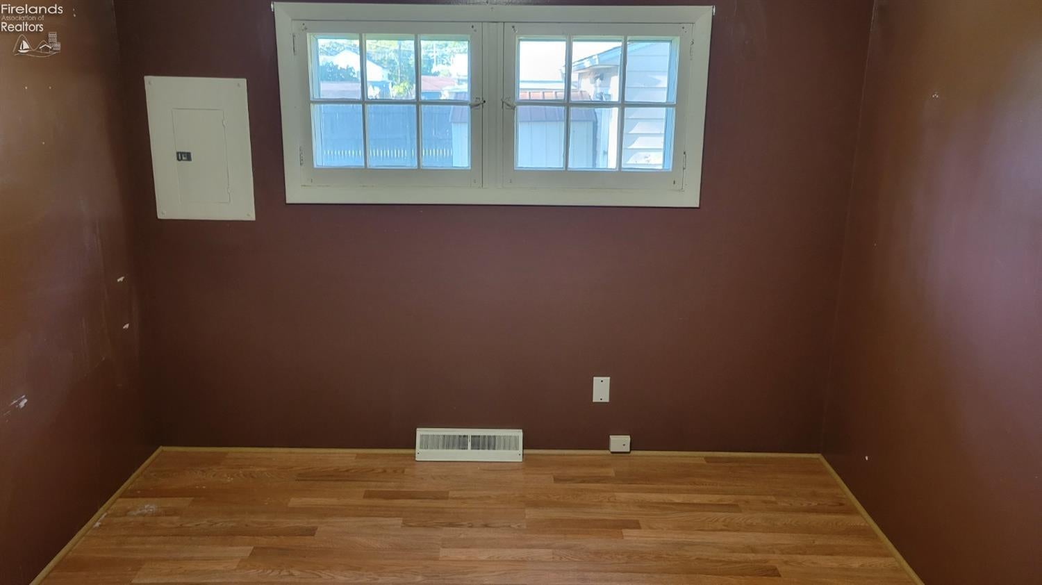 290 Cummings Road Vermilion, OH 44089 - Photo 6 of 18 Gallery Image 6