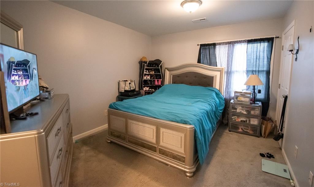 1421 Bailey Circle High Point, NC 27262 - Photo 10 of 13