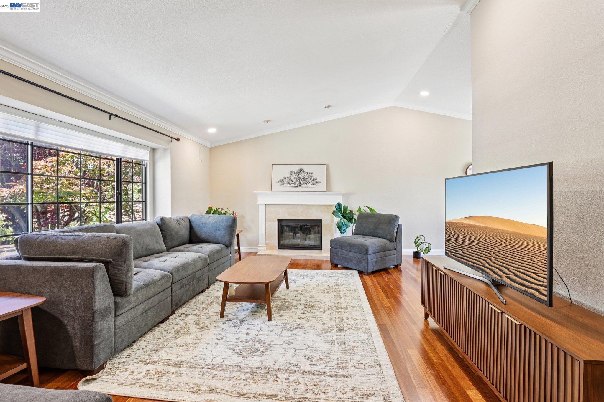 1095 Canyon Hills Road San Ramon, CA 94582 - Photo 11 of 68