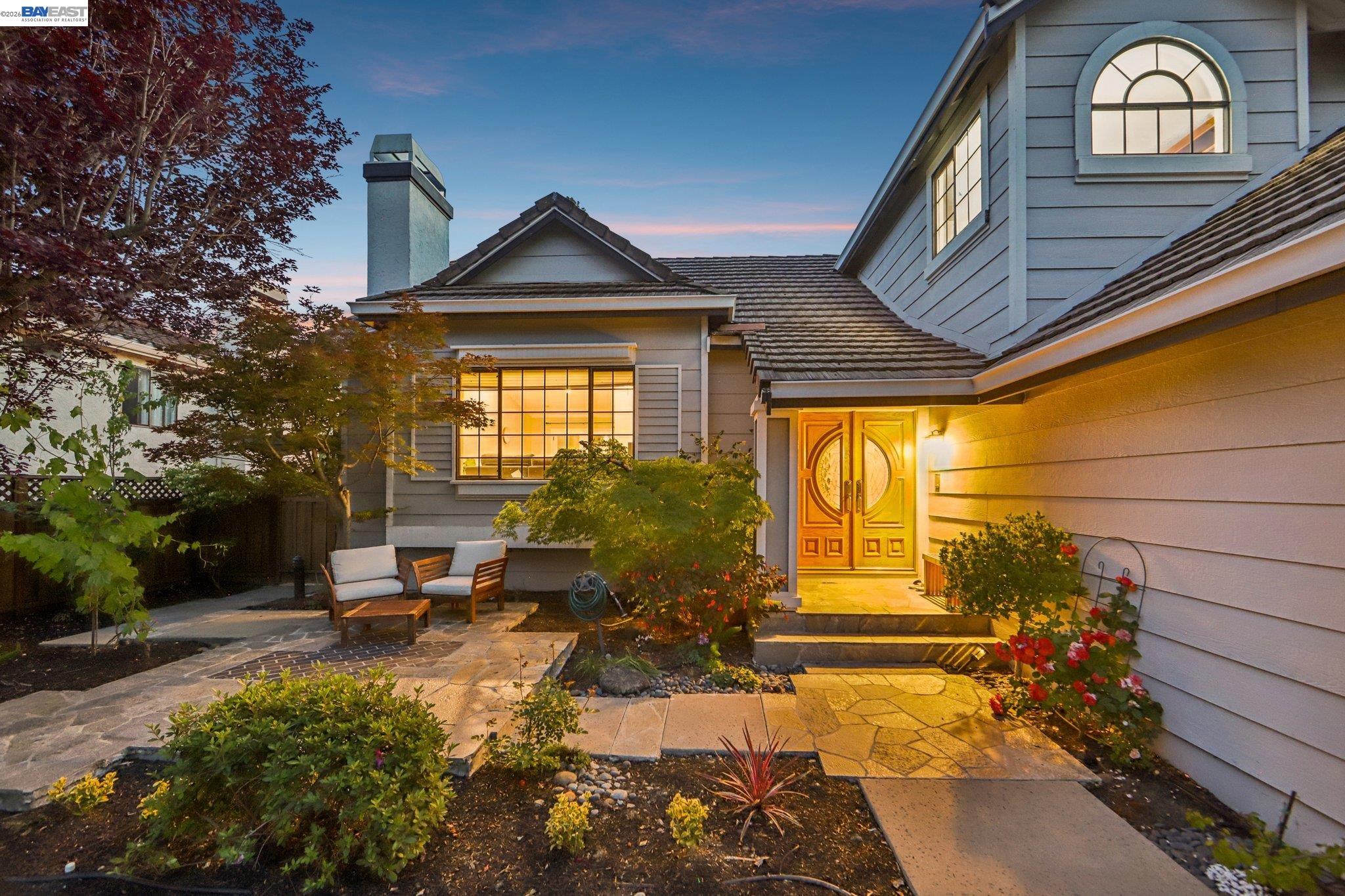 1095 Canyon Hills Road San Ramon, CA 94582 - Photo 4 of 68