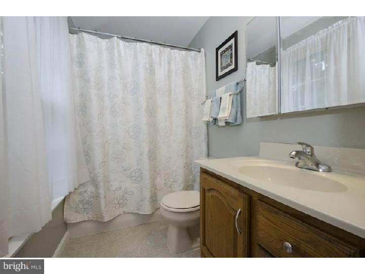 59 West Orvilla Road Hatfield, PA 19440 - Photo 11 of 18 Master Bathroom
