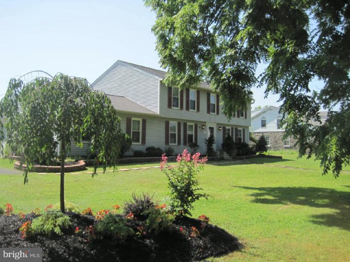 59 West Orvilla Road Hatfield, PA 19440 - Photo 3 of 18 Gallery Image 3