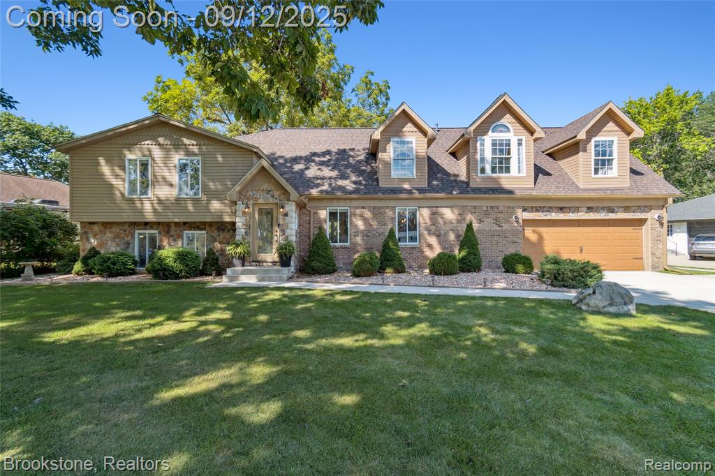 28678 Chatham Road Grosse Ile, MI 48138 - Photo 1 of 60 Gallery Image 1