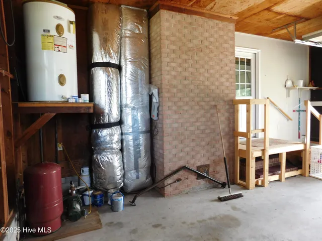 $2,200 | 509 West Wilson Creek Drive, Trent Woods, NC 28562