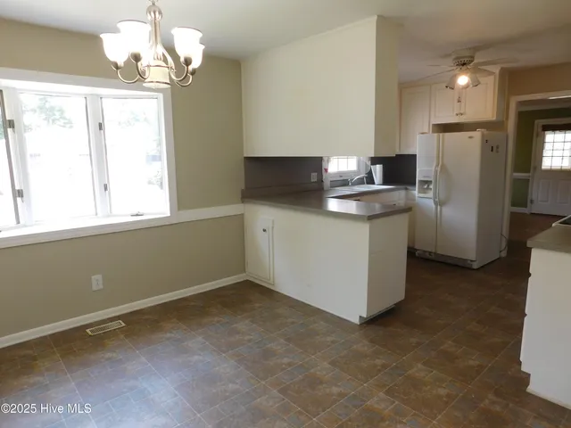 $2,200 | 509 West Wilson Creek Drive, Trent Woods, NC 28562