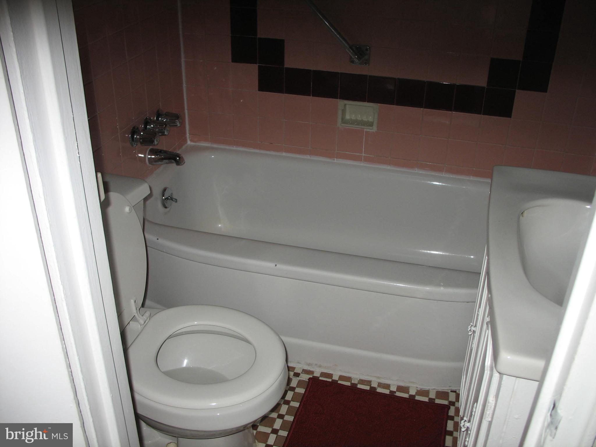 1007 Burnside Road Sharon Hill, PA 19079 - Photo 4 of 13 BATHROOM