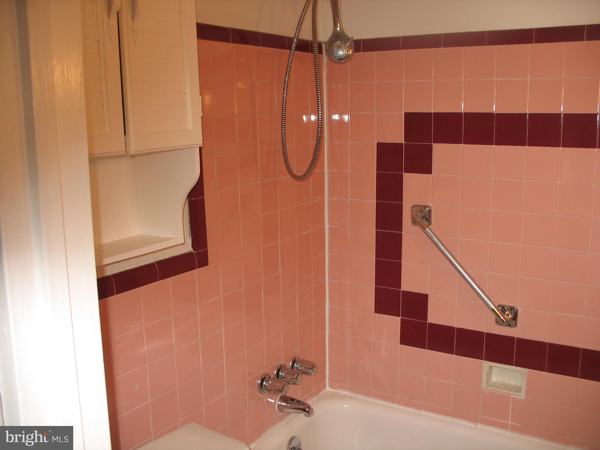 1007 Burnside Road Sharon Hill, PA 19079 - Photo 5 of 13 BATHROOM