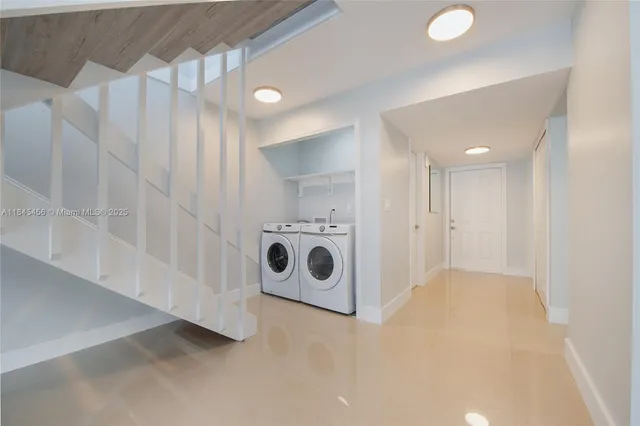 $599,000 | 7424 Southwest 106th Place, Miami, FL 33173