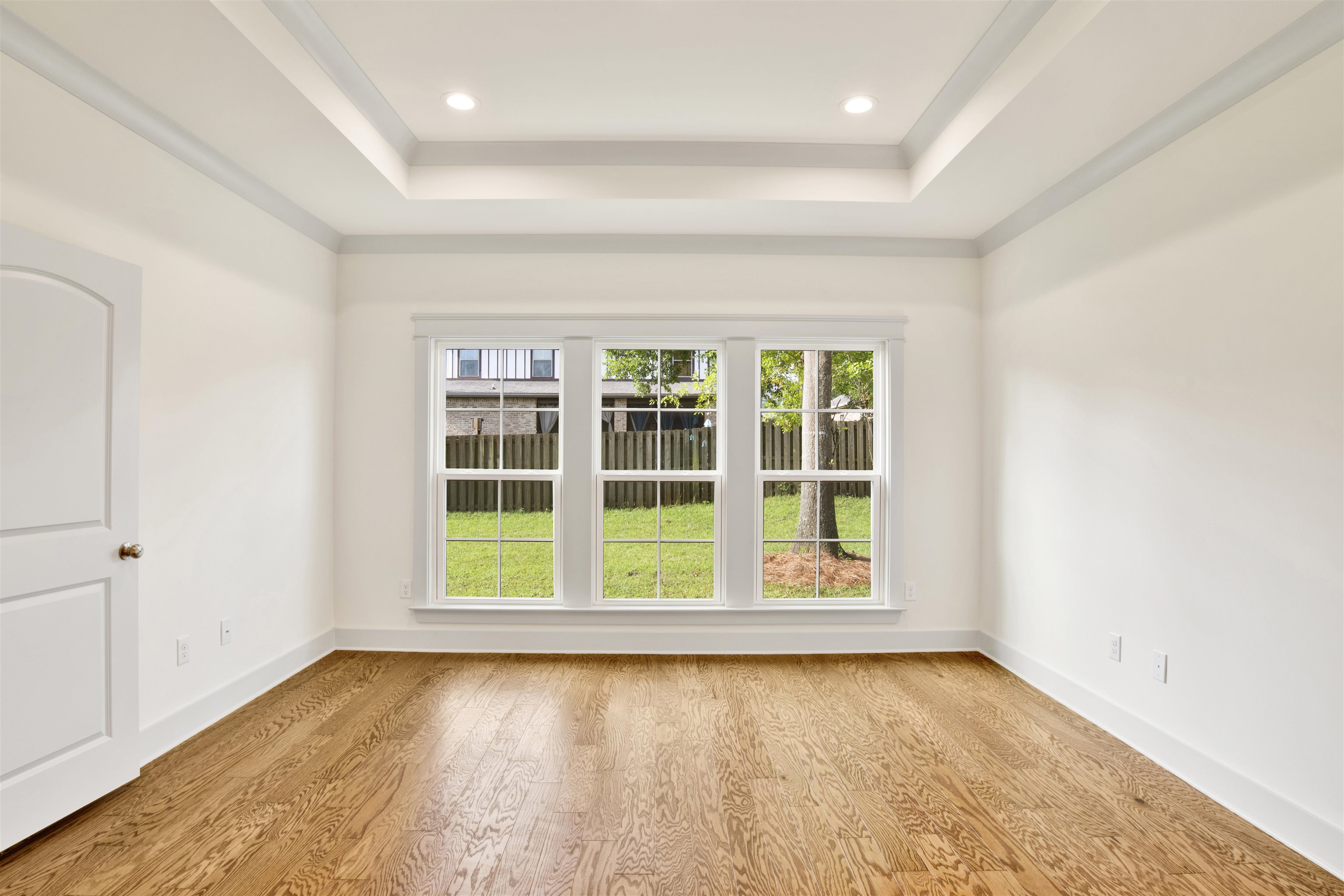 404 Scarlett Avenue Fairhope, AL 36532 - Photo 17 of 27 Primary Bedroom