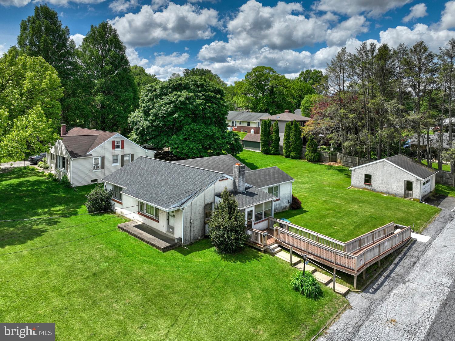 249 North Decatur Street Strasburg, PA 17579 - Photo 4 of 12