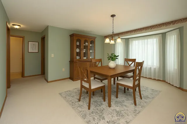 $287,500 | 915 Walnut Street, Valley Falls, KS 66088