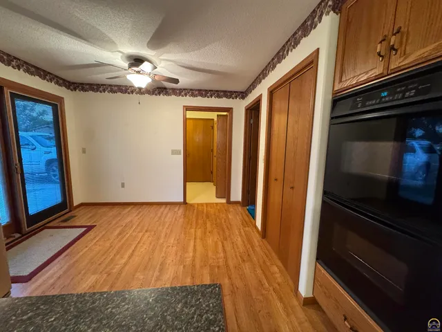 $287,500 | 915 Walnut Street, Valley Falls, KS 66088