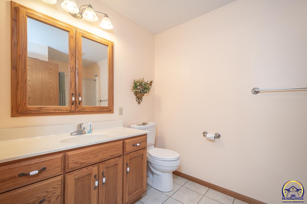 915 Walnut Street Valley Falls, KS 66088 - Photo 26 of 54 Primary Bathroom