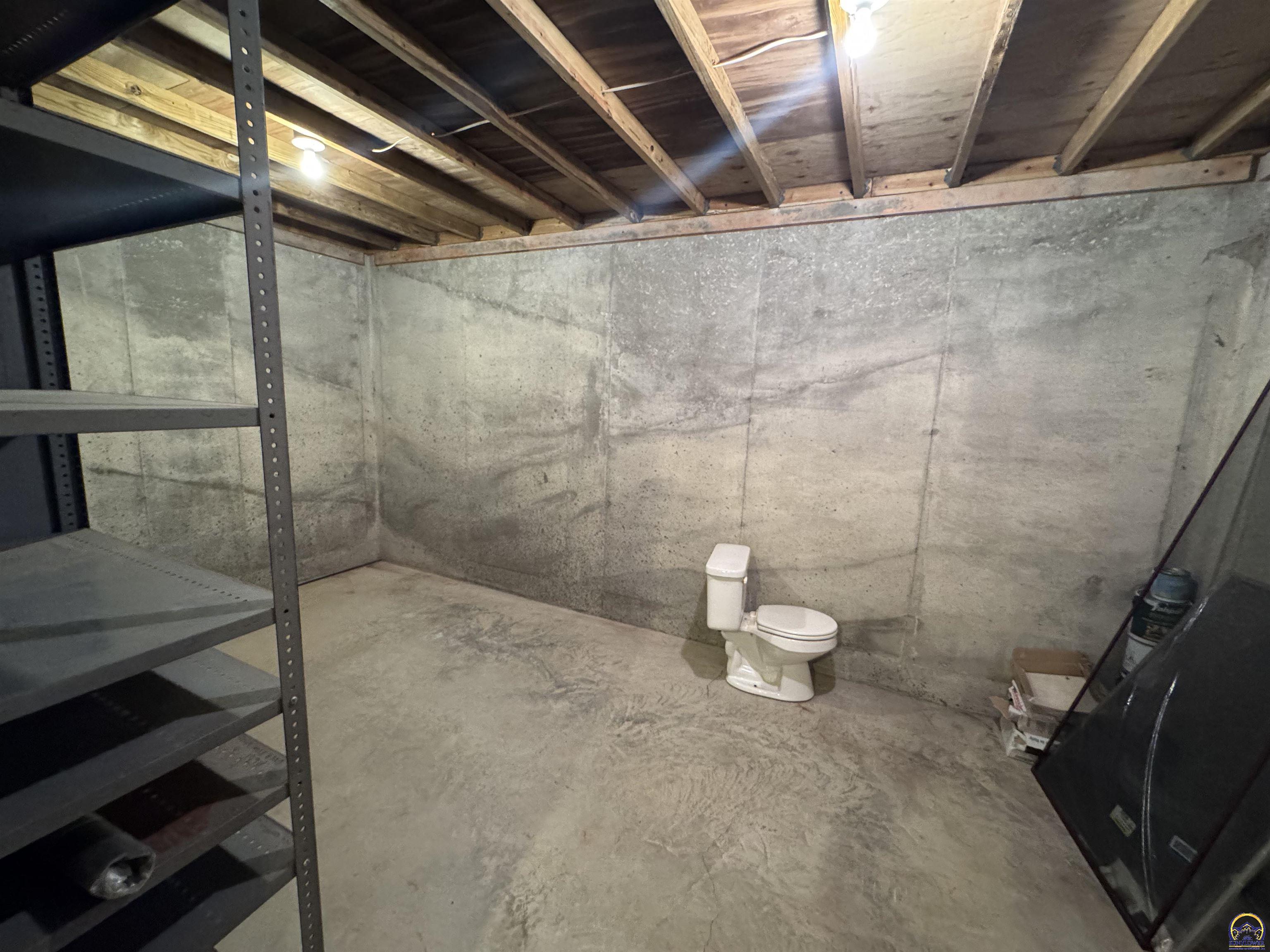 915 Walnut Street Valley Falls, KS 66088 - Photo 48 of 54