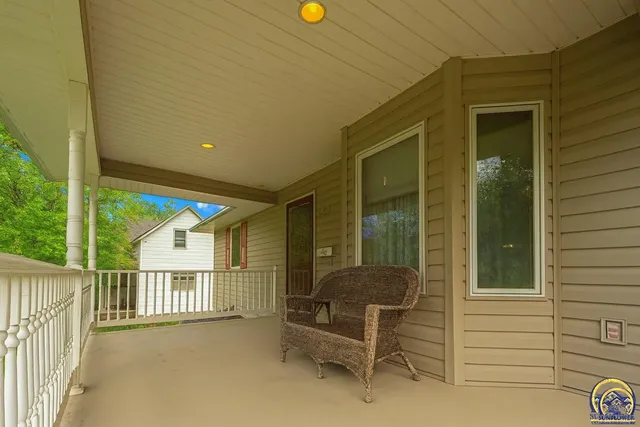 $287,500 | 915 Walnut Street, Valley Falls, KS 66088