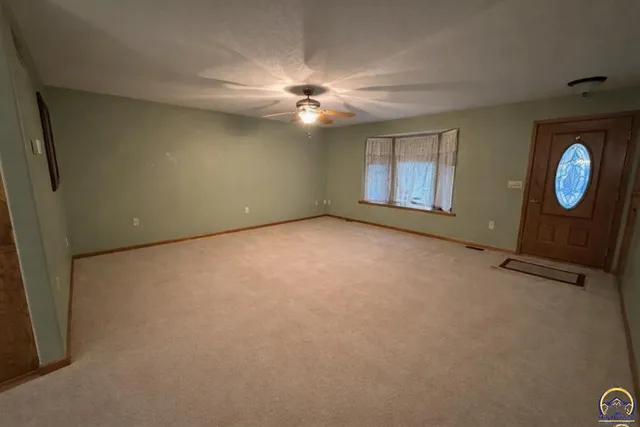 $287,500 | 915 Walnut Street, Valley Falls, KS 66088