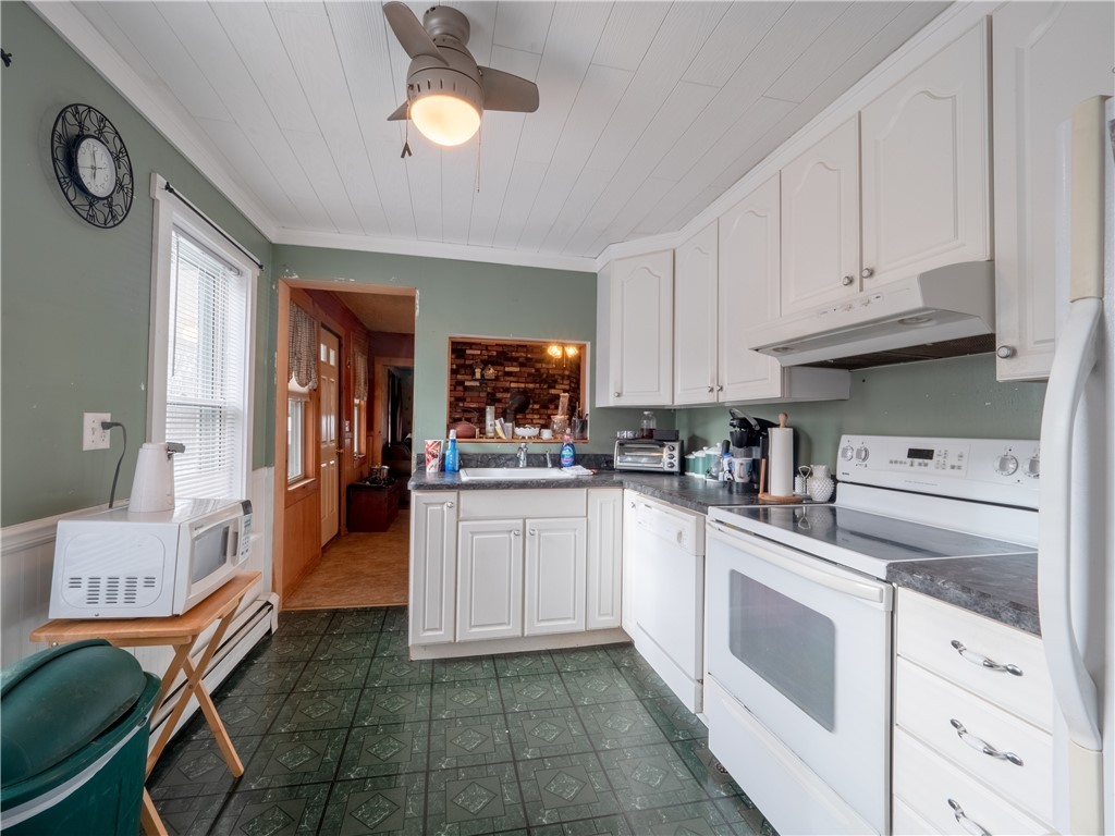 35 Berkley Street Woonsocket, RI 02895 - Photo 13 of 28