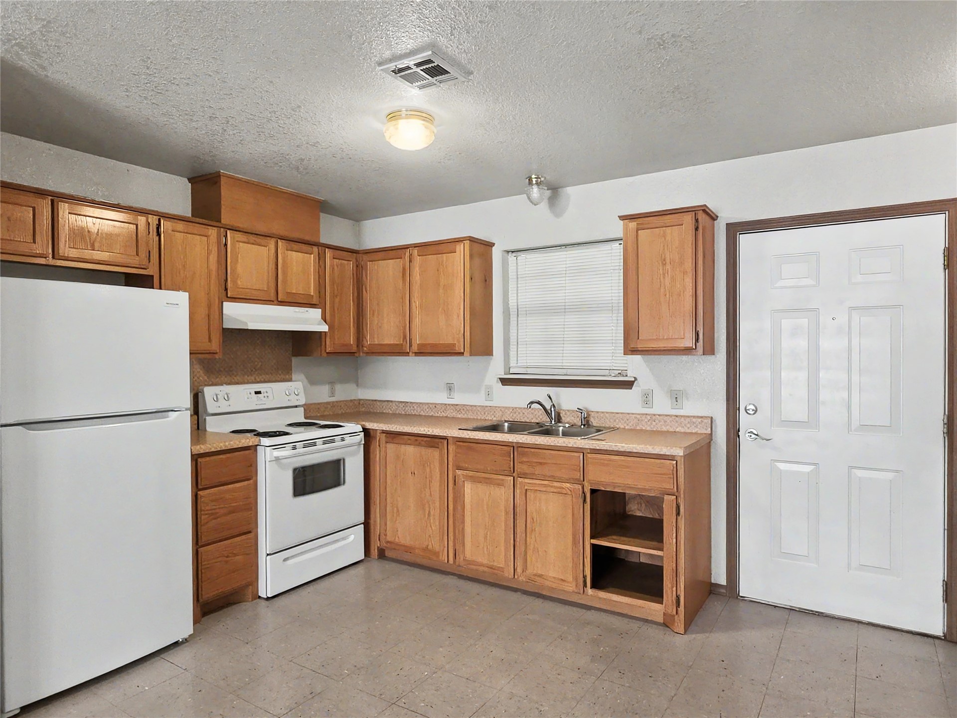 32616 South Blue Top Road Cookson, OK 74427 - Photo 8 of 31 Gallery Image 8