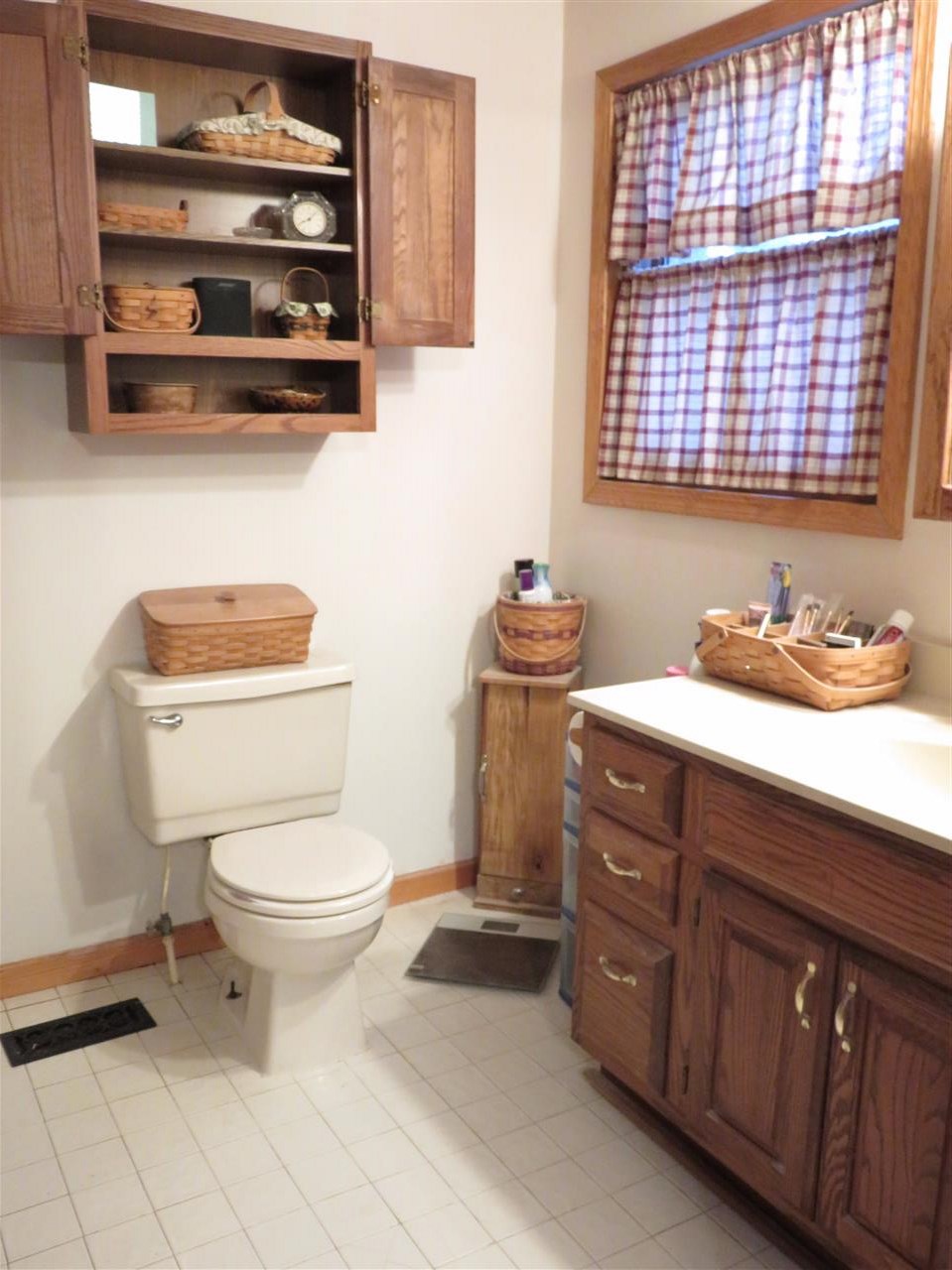 1571 East Britton Road Morrice, MI 48857 - Photo 11 of 15 31324094-14.JPG