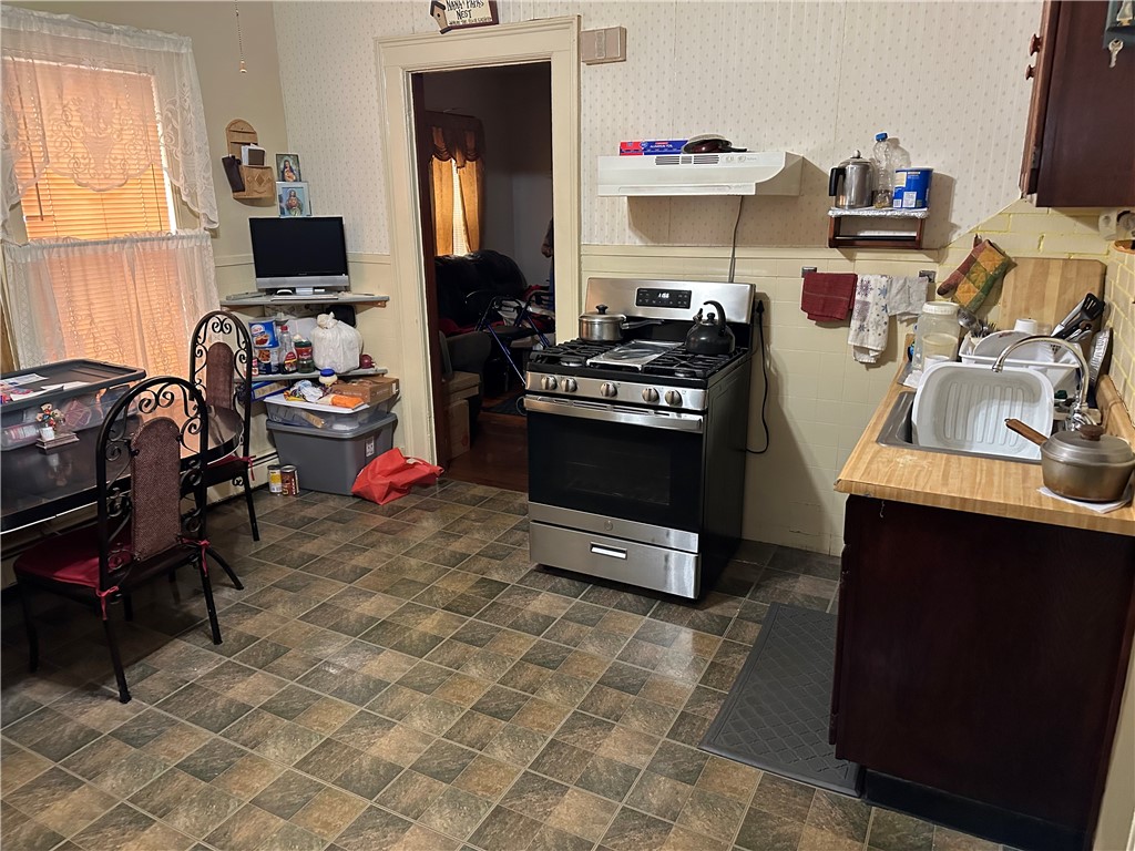 36 Heidelberg Street Rochester, NY 14609 - Photo 11 of 49
