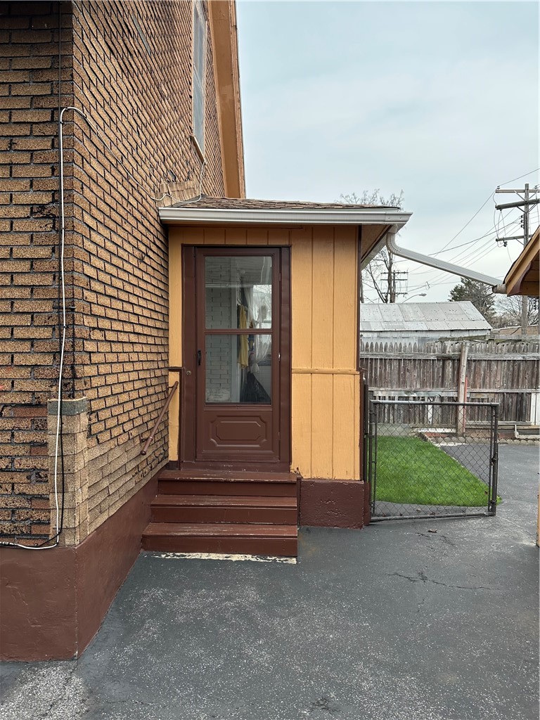 36 Heidelberg Street Rochester, NY 14609 - Photo 4 of 49