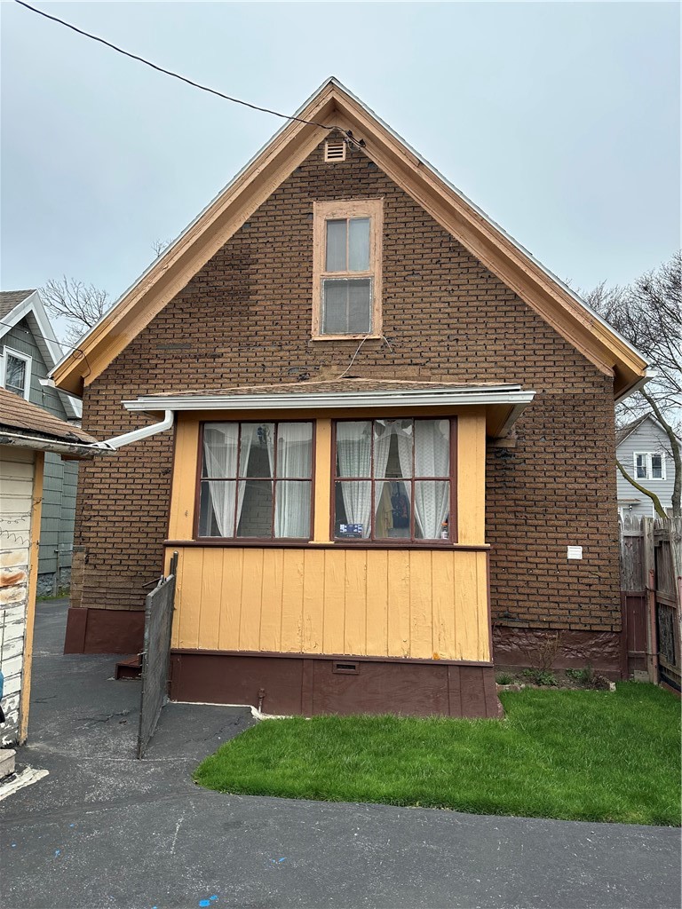 36 Heidelberg Street Rochester, NY 14609 - Photo 5 of 49