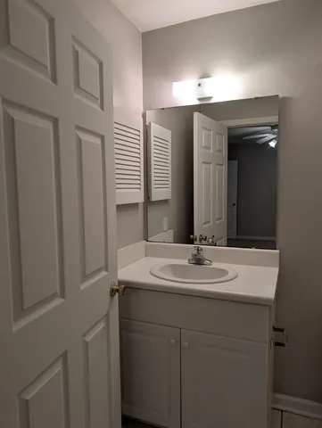 $1,500 | 4246 Augustus Oak Court, Tallahassee, FL 32303