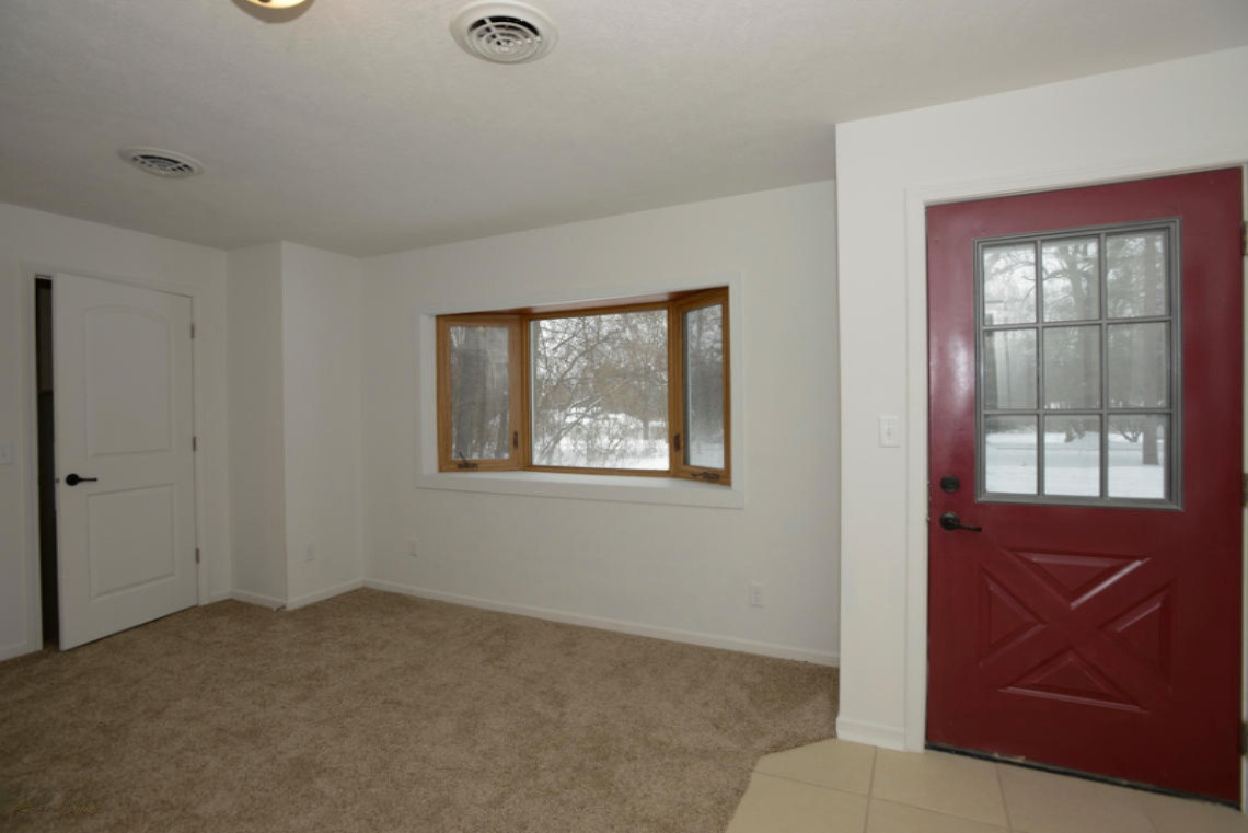 12775 Minges Road South Battle Creek, MI 49015 - Photo 6 of 25 S Minges 12775 Battle Creek (7 of 26)