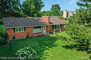 8728 Rynn Road Avoca, MI 48006 - Photo 1 of 53
